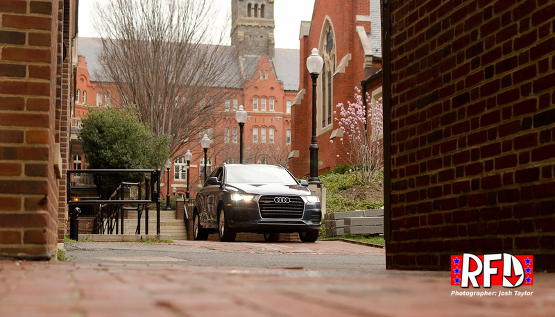 Illustration for article titled 2016 Audi Q3: Is It Faster Than a Bike and a Bus?